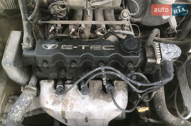 Седан Daewoo Lanos 2002 в Львове