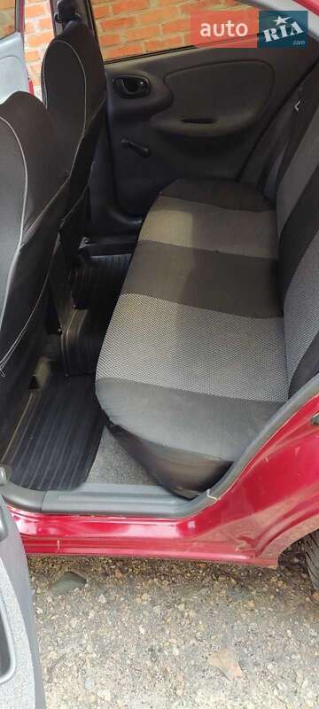 Седан Daewoo Lanos 2005 в Богодухове