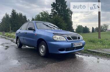 Седан Daewoo Lanos 2007 в Дубні