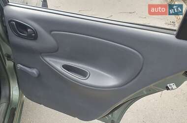 Седан Daewoo Lanos 2010 в 