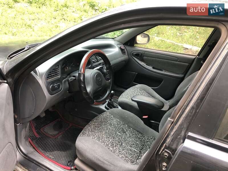 Хэтчбек Daewoo Lanos 2011 в Харькове