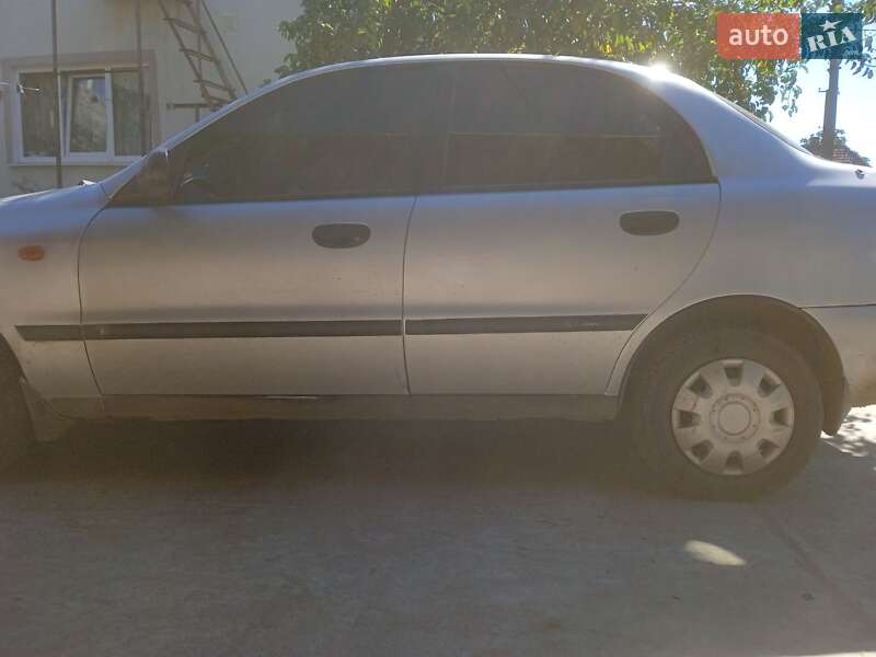 Седан Daewoo Lanos 2004 в Львове