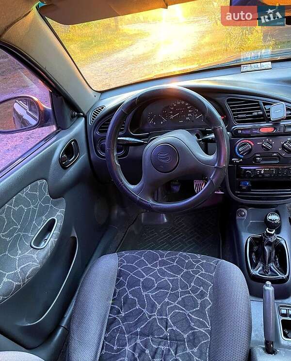 Седан Daewoo Lanos 2003 в Харкові
