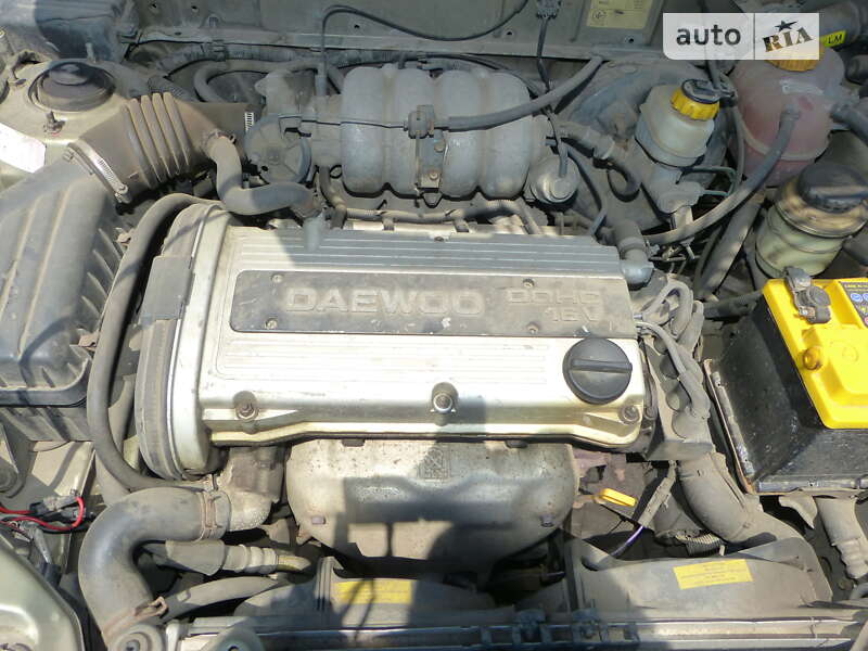 Седан Daewoo Lanos 2002 в Краснограде