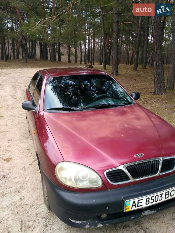 Седан Daewoo Lanos 1998 в Днепре