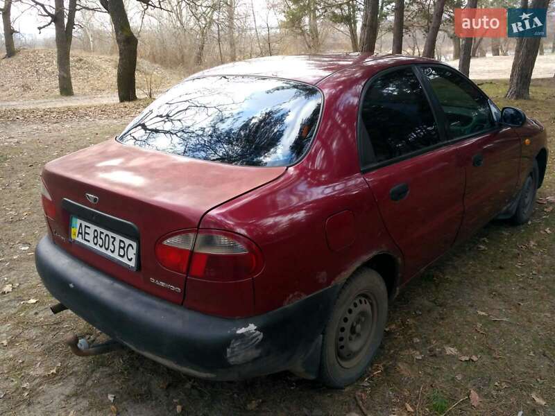 Седан Daewoo Lanos 1998 в Днепре