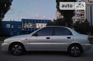 Седан Daewoo Lanos 2004 в Киеве