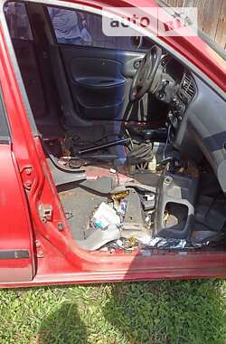 Седан Daewoo Lanos 1998 в 