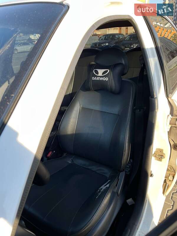 Седан Daewoo Lanos 1998 в Києві фото 13 Седан Daewoo Lanos 1998 в Києві