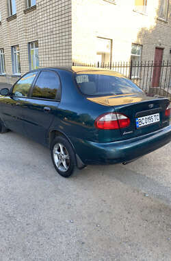 Седан Daewoo Lanos 2003 в Новій Одесі