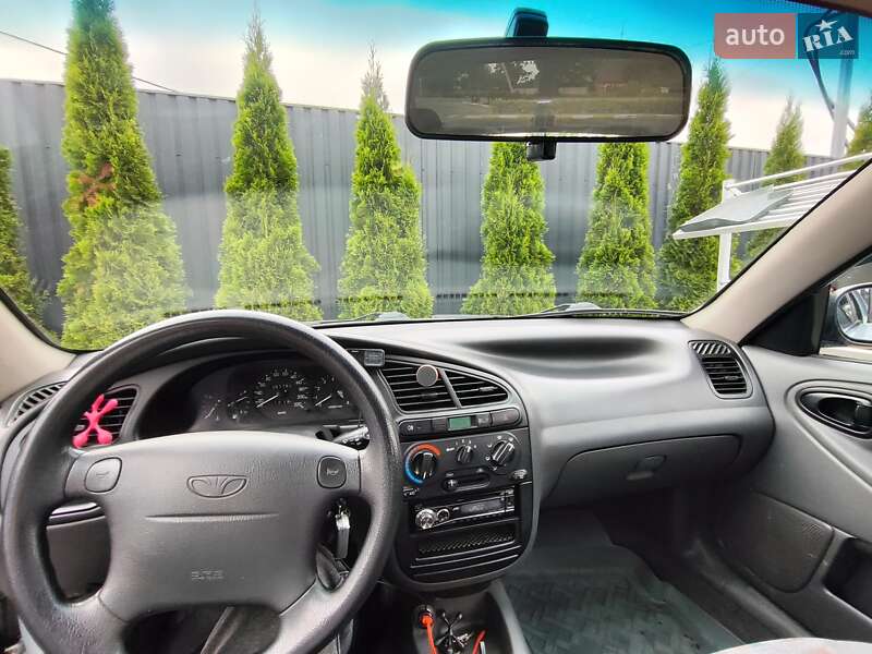 Седан Daewoo Lanos 2004 в Коростене