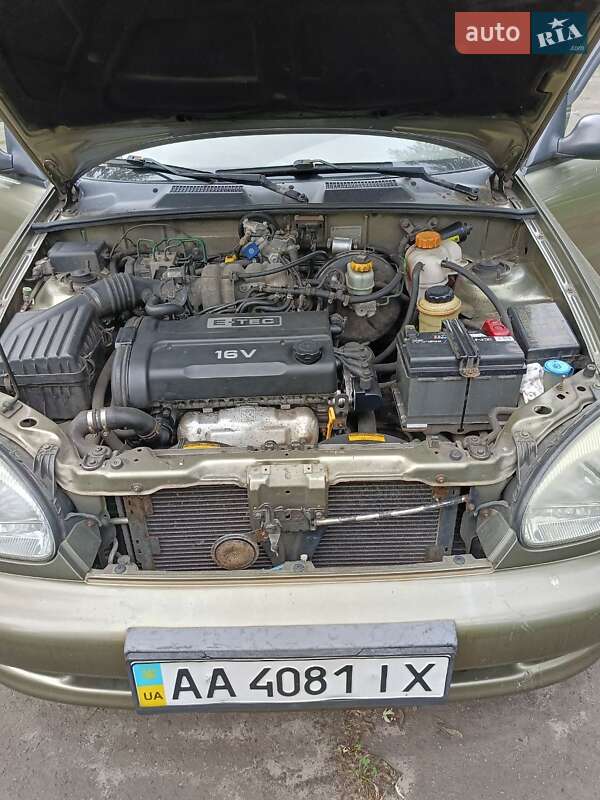 Седан Daewoo Lanos 2005 в Киеве