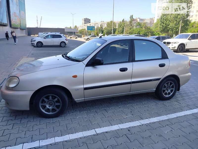 Седан Daewoo Lanos 2004 в Одесі