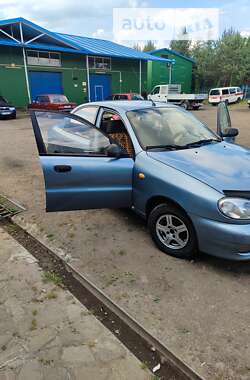 Седан Daewoo Lanos 2008 в Стрые