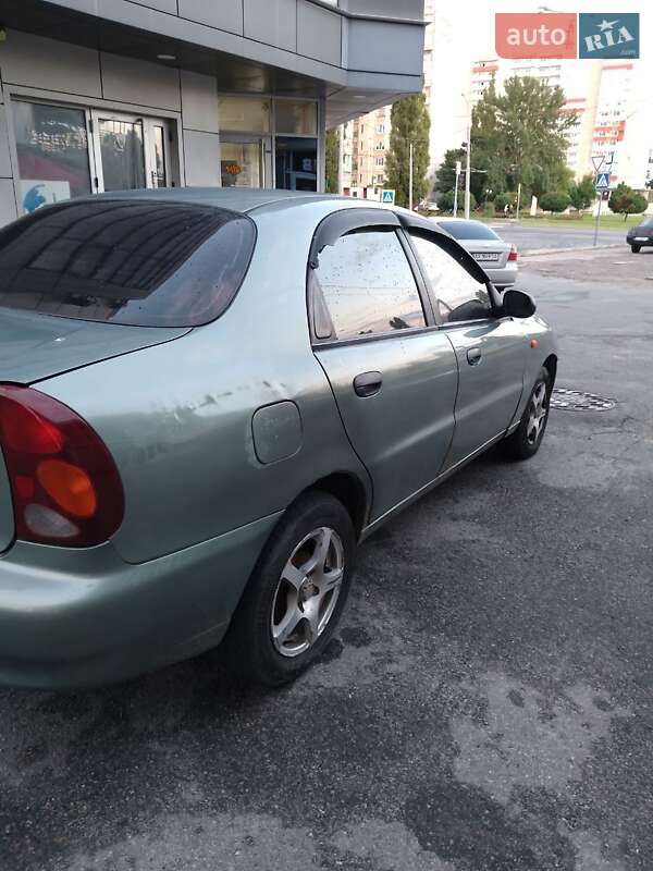Седан Daewoo Lanos 2005 в Харкові