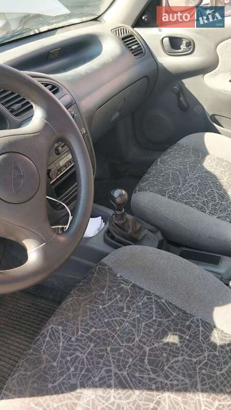 Седан Daewoo Lanos 2006 в Львові