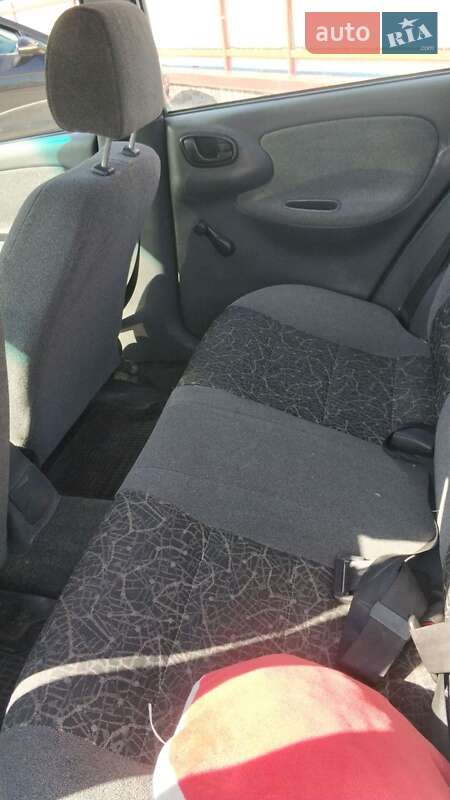 Седан Daewoo Lanos 2006 в Львові
