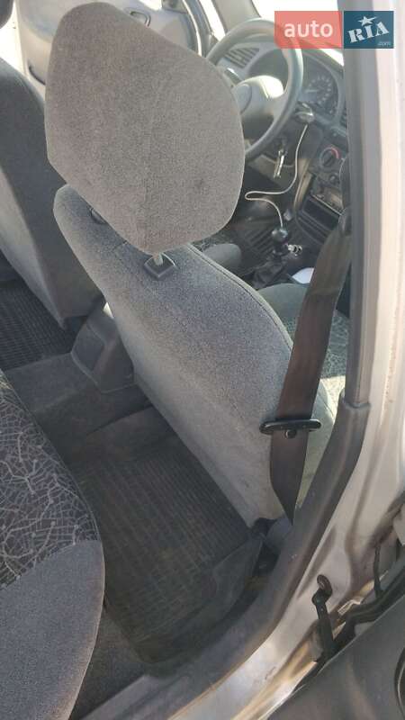Седан Daewoo Lanos 2006 в Львові
