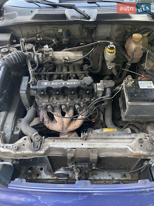 Седан Daewoo Lanos 2004 в Харкові