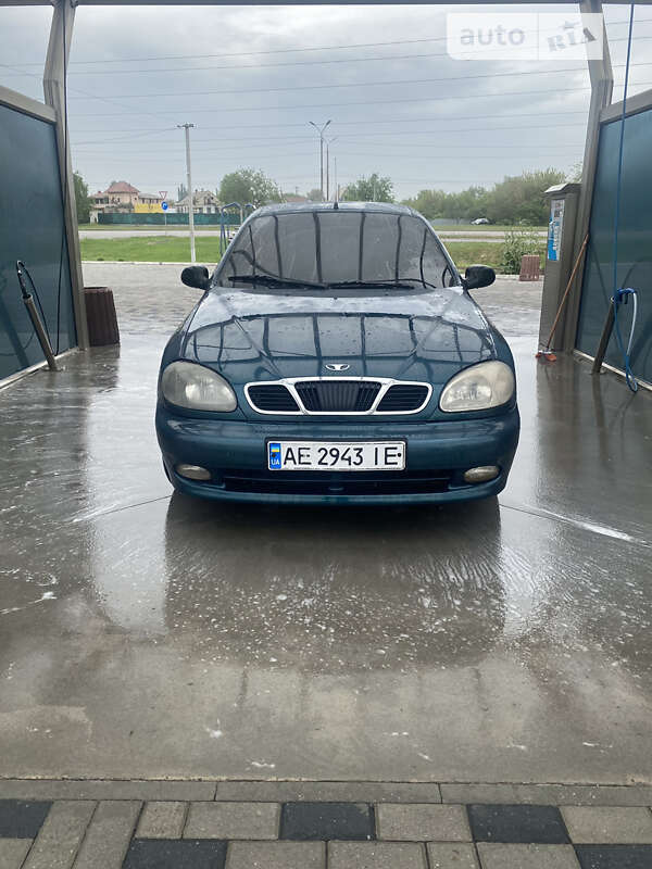 Седан Daewoo Lanos 2002 в Днепре