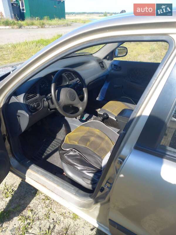 Седан Daewoo Lanos 2004 в Макарове