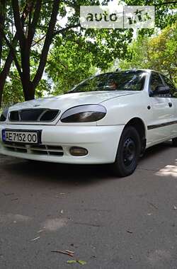 Седан Daewoo Lanos 2004 в Дніпрі