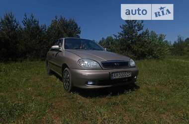 Седан Daewoo Lanos 2015 в Житомире