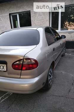 Седан Daewoo Lanos 2004 в Узині