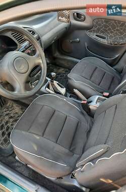 Седан Daewoo Lanos 2003 в Новом Буге