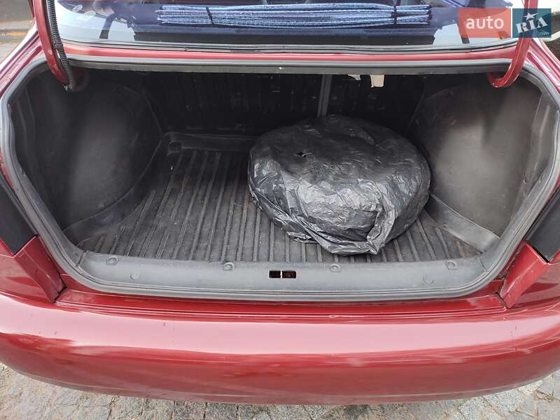 Седан Daewoo Lanos 2005 в Чернівцях