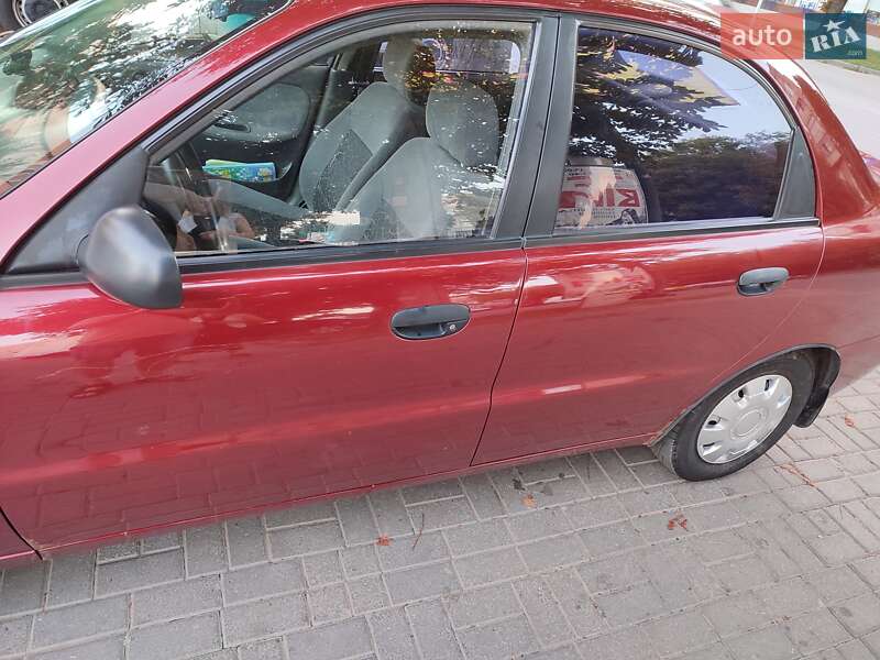 Седан Daewoo Lanos 2005 в Черновцах