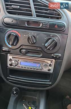 Седан Daewoo Lanos 2005 в Черновцах