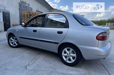 Седан Daewoo Lanos 2003 в Первомайську