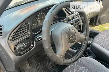 Daewoo Lanos 2003
