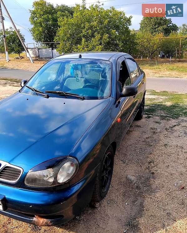 Седан Daewoo Lanos 2004 в Березовке