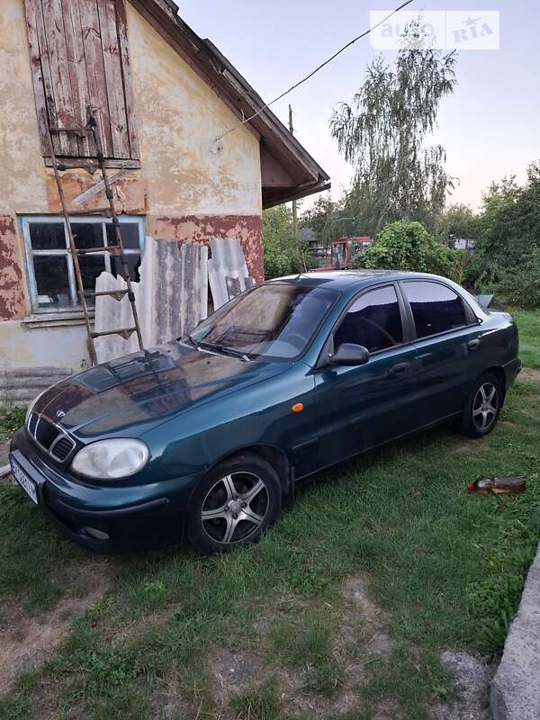 Седан Daewoo Lanos 2005 в Ровно
