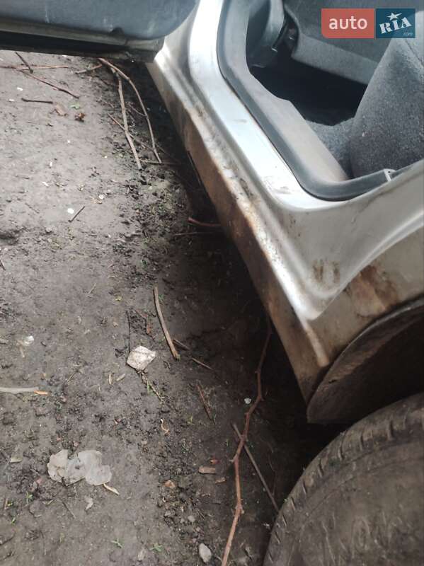 Седан Daewoo Lanos 2008 в Ровно