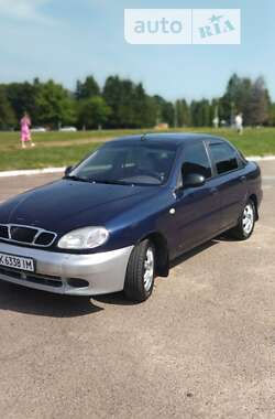 Седан Daewoo Lanos 2003 в Рівному