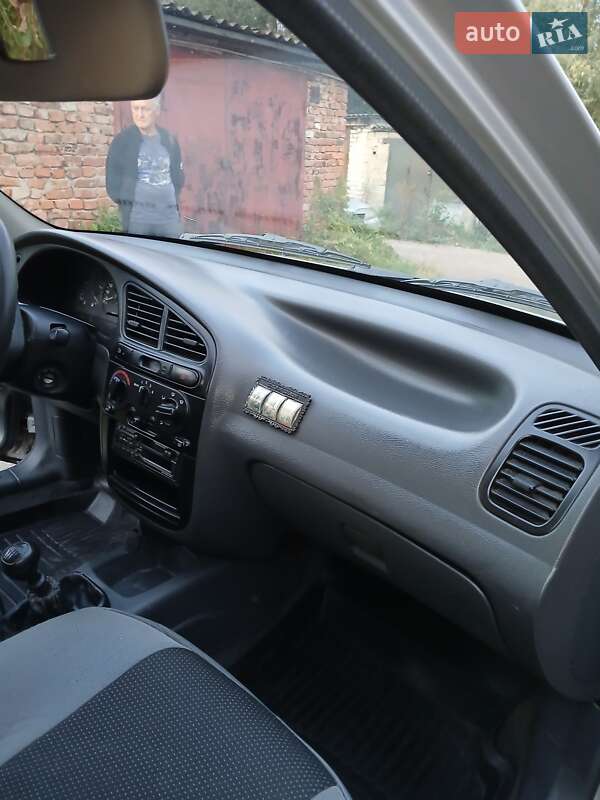 Седан Daewoo Lanos 2007 в Житомире