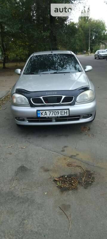 Седан Daewoo Lanos 2004 в Жовтих Водах