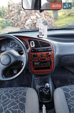 Седан Daewoo Lanos 2003 в Львові