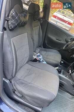 Седан Daewoo Lanos 2004 в 