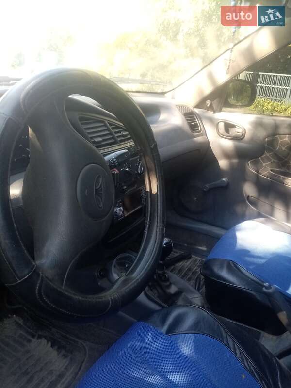 Седан Daewoo Lanos 2004 в Марганці