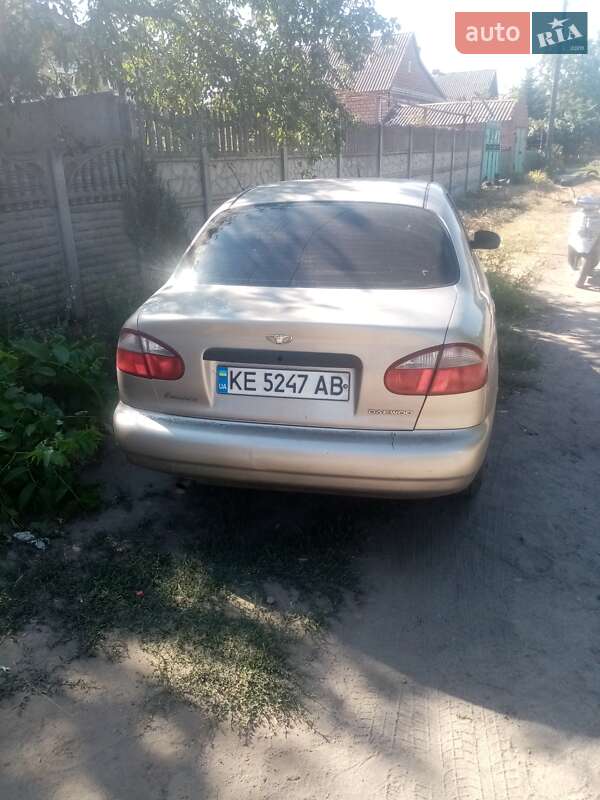 Седан Daewoo Lanos 2004 в Марганці