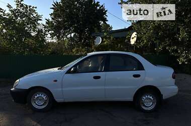 Седан Daewoo Lanos 2004 в Ольшанке