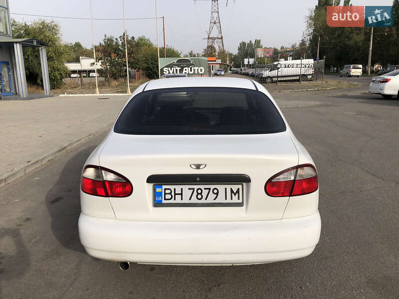 Седан Daewoo Lanos 2006 в Миколаєві