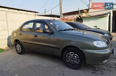 Седан Daewoo Lanos 2004 в Дергачах