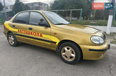 Седан Daewoo Lanos 2002 в Дрогобыче