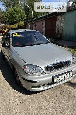 Седан Daewoo Lanos 2003 в Южноукраинске