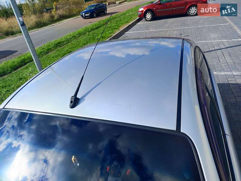 Седан Daewoo Lanos 2003 в Львове